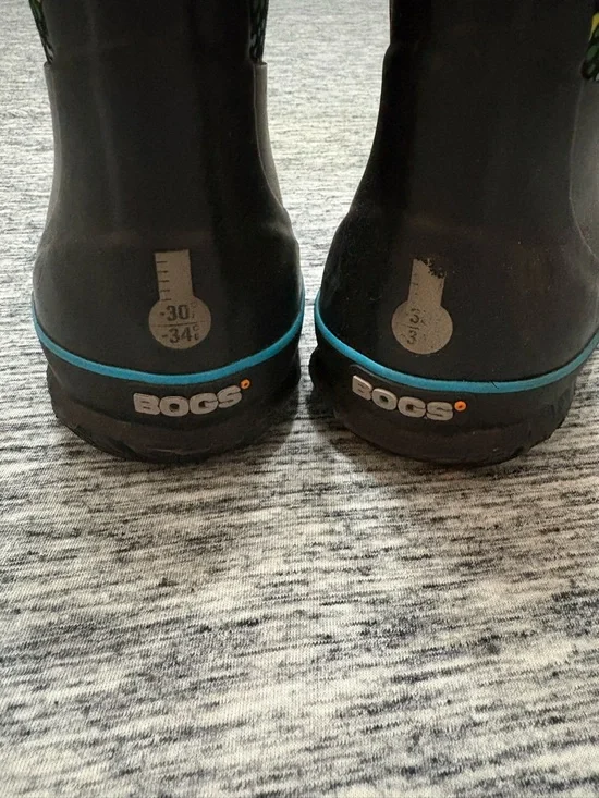 Girls Bogs Boots Size 3 Rainbow/Black - Picture 5 of 6